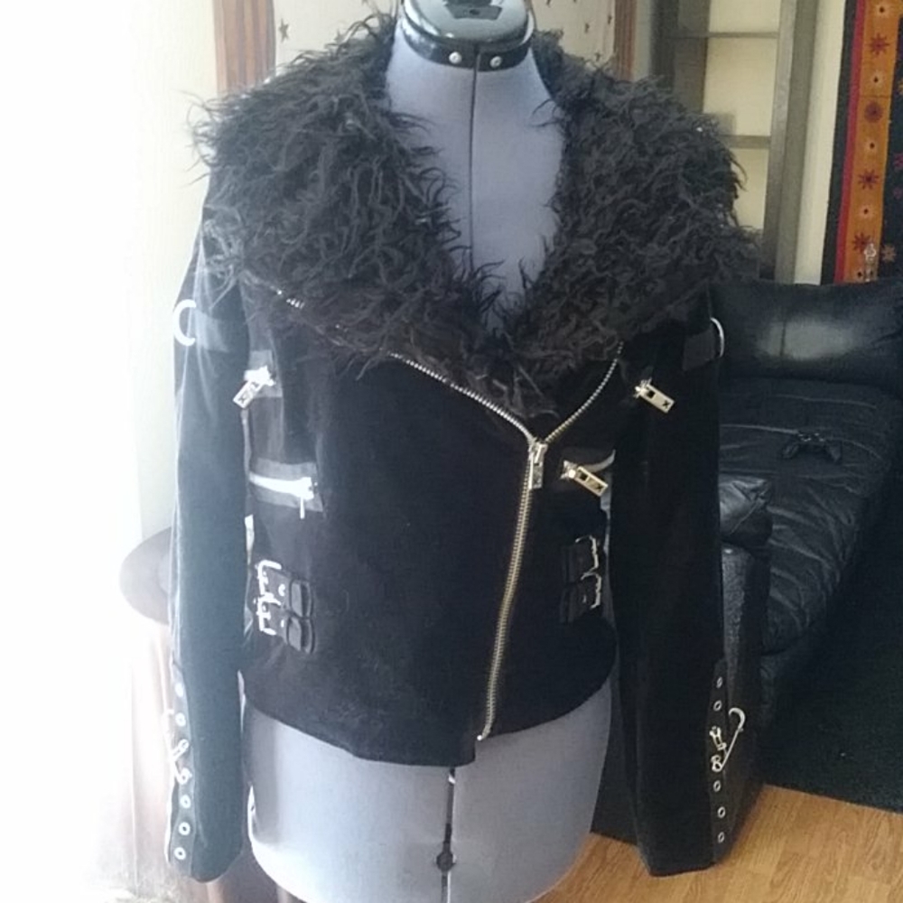 Tripp Velvet Jacket